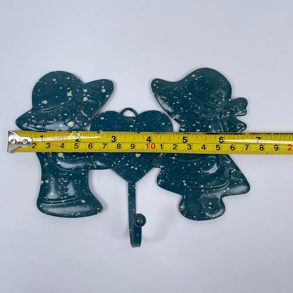 Vintage Sunbonnet Sue Metal Wall Hook Blue Speckled Heart Country Cottage 80s